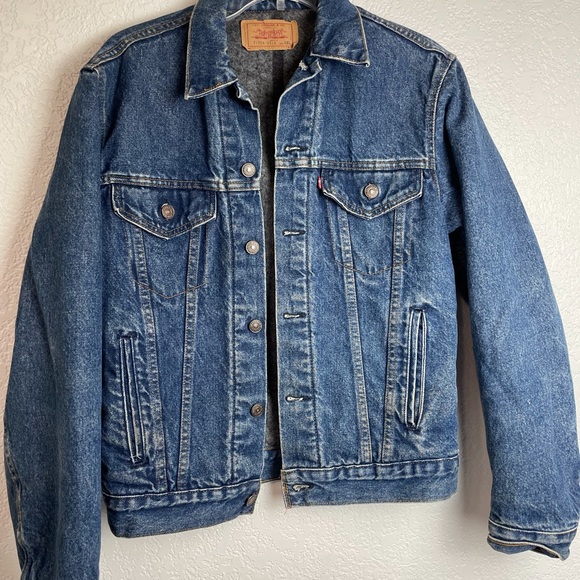 Levi's Other - Vintage Men’s 80’s Levi Wool-like lined denim jacket 38